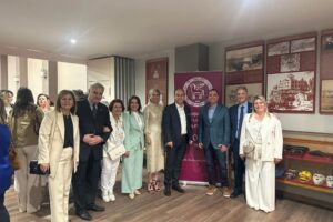 130 XRONIA EKDHL 08 130 XRONIA EKDHL 08